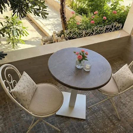 Damir בית הארחה 3*